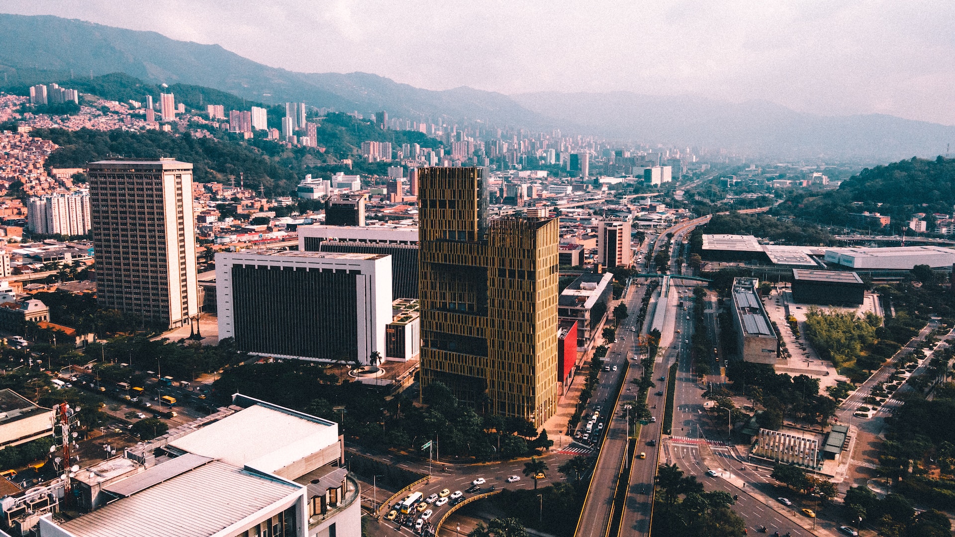 Al PUNTO  Medellín